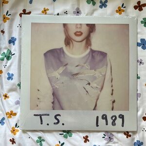 Taylor Swift 1989 UK version Vinyl